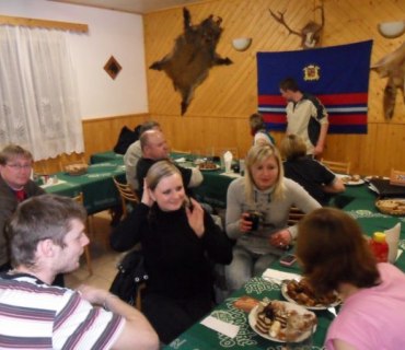 <div class=text ><p>naše omladina</p></div>