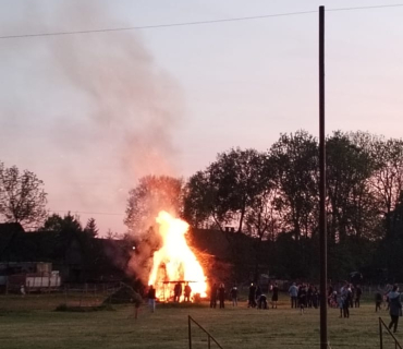 Stavění májky a pálení čarodějnic 30.4.2025