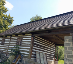 Oprava střechy špýcharu