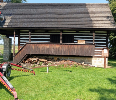 Oprava střechy špýcharu