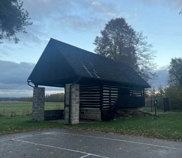 Oprava střechy špýcharu